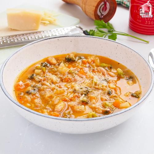 Sopa minestrone italiana